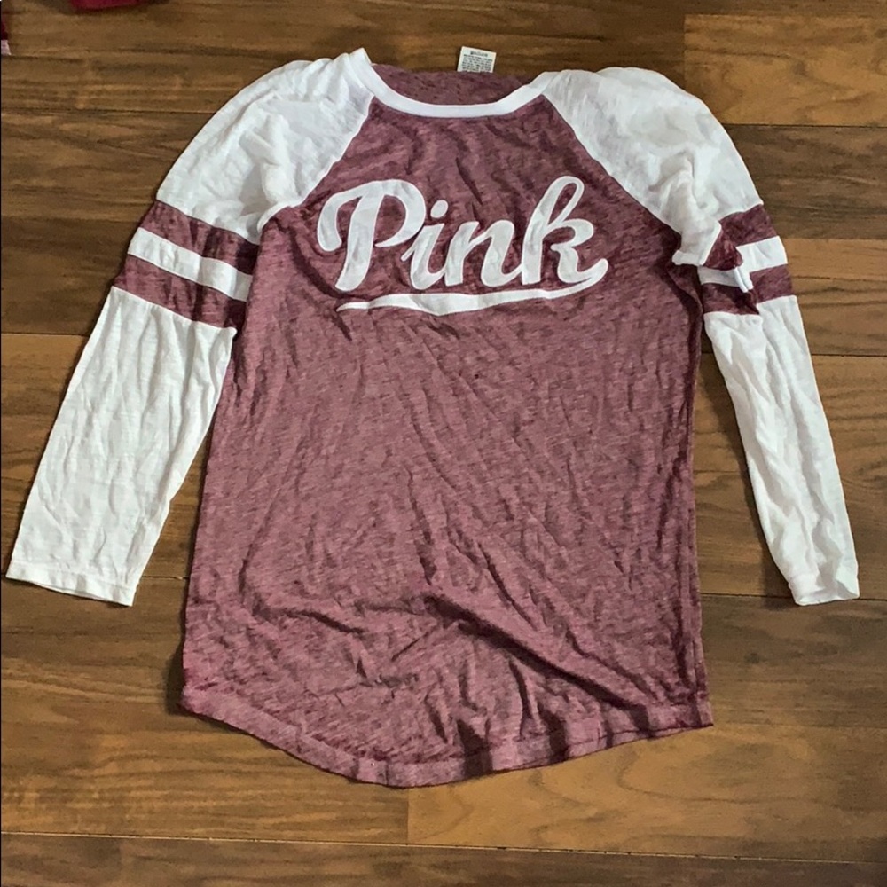 Vs pink tee